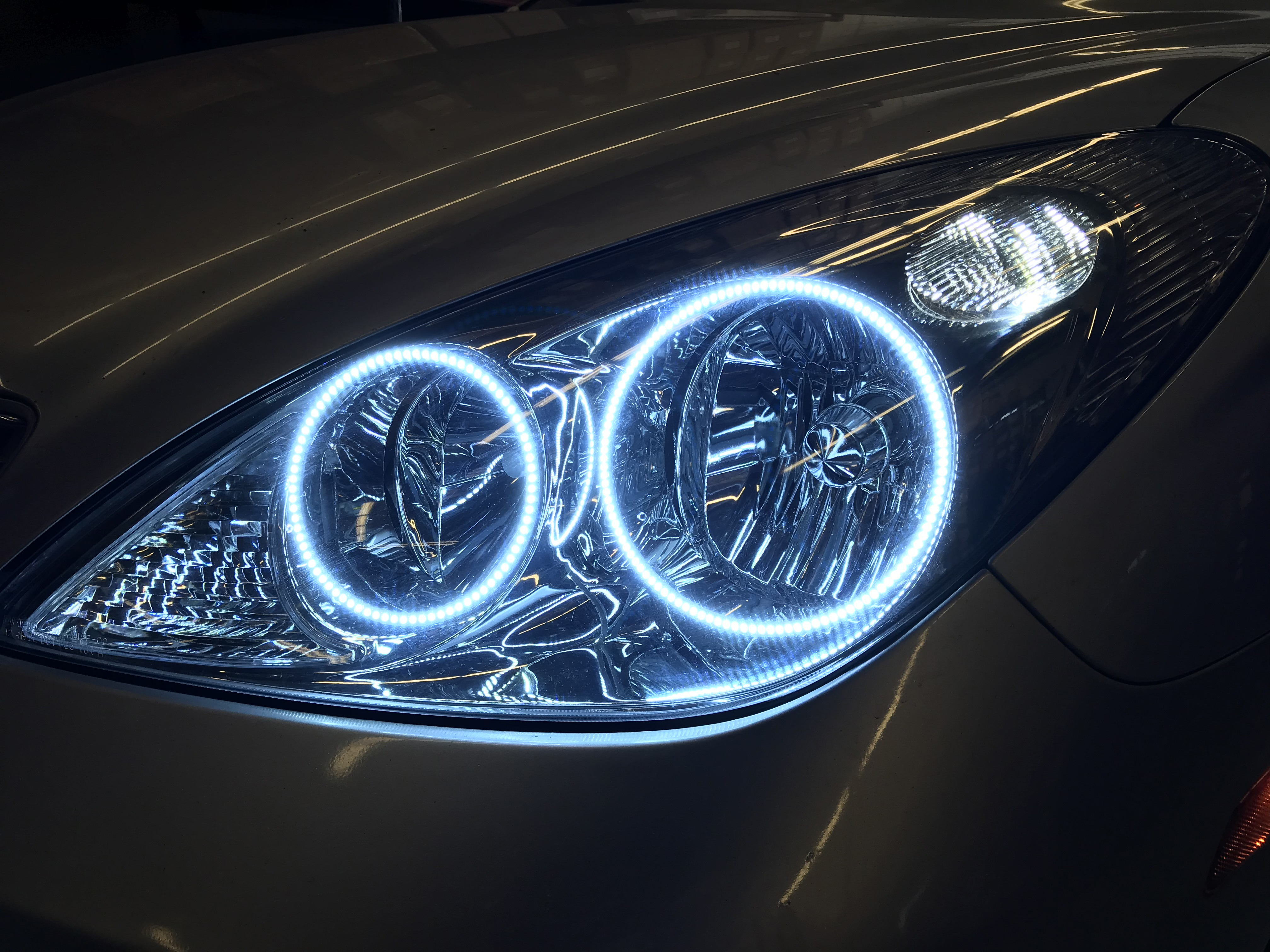 1343-001 - Lexus ES 300 2002-2004 ORACLE LED Halo Kit